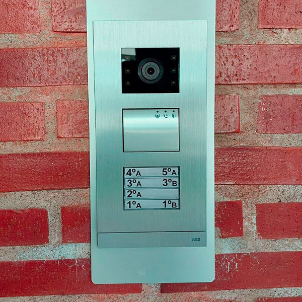 Instalación y mantenimiento de videoporteros en Gijón - Maber Electricidad